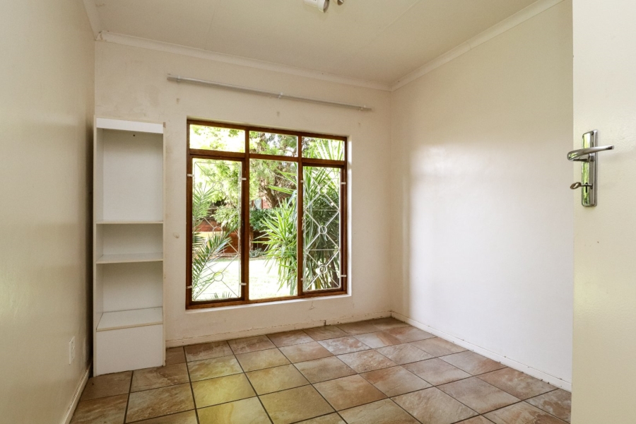 3 Bedroom Property for Sale in Flamwood North West